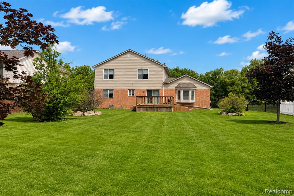 41585 Cherry Hill Road, Canton, MI 48188 — Photo 37