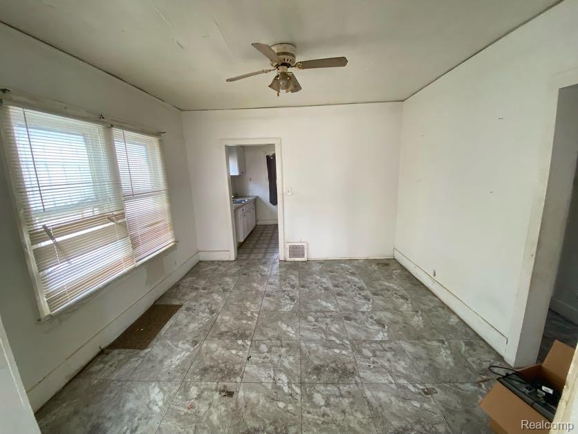 1952 Louise Street, Highland Park, MI 48203 — Photo 9