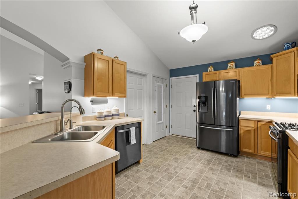 852 Faith Court, Milan, MI 48160 — Photo 10