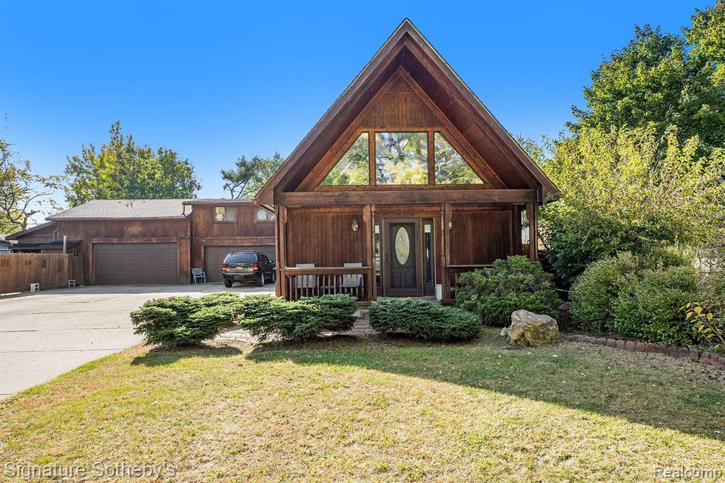 6143 MONROVIA Drive, Waterford, MI 48329 — Photo 26