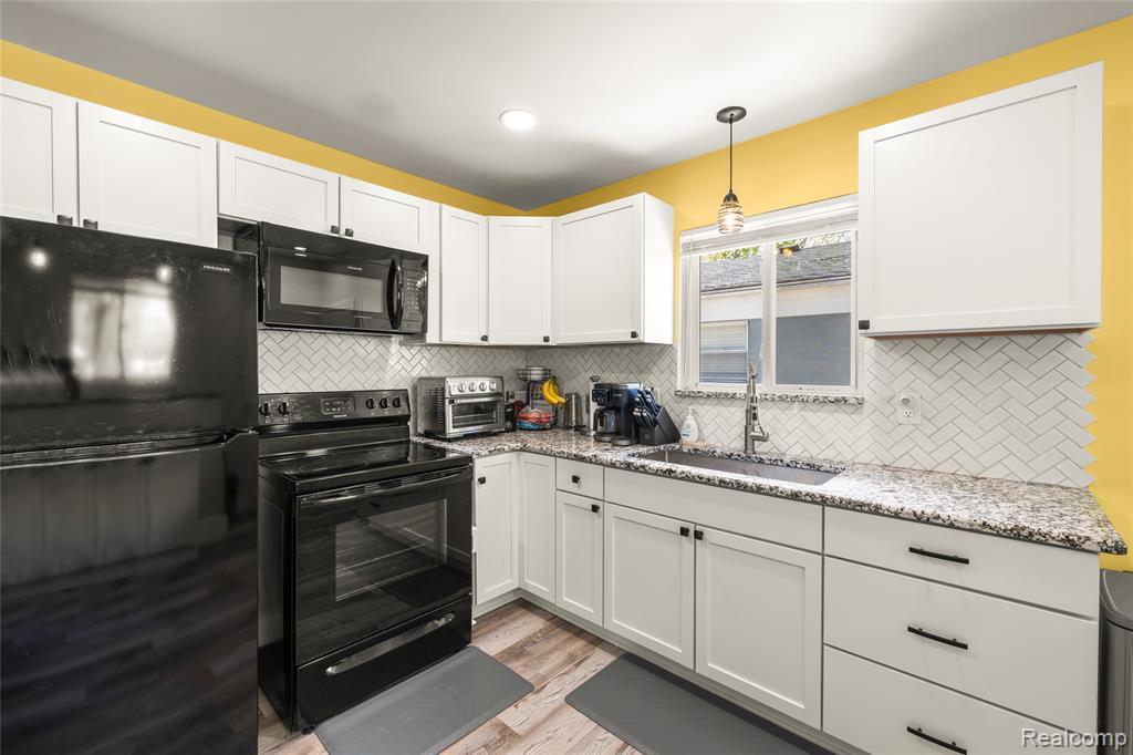 6016 N Berry Street, Westland, MI — Photo 9