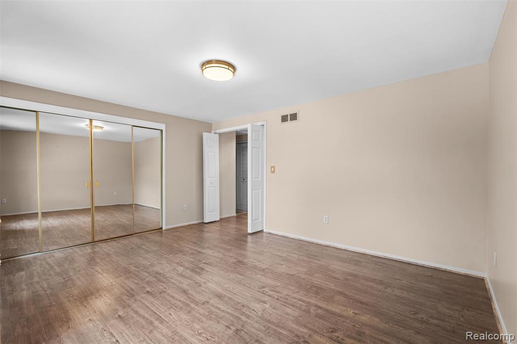 24525 Seaton Circuit E, 17, Warren, MI 48091 — Photo 14