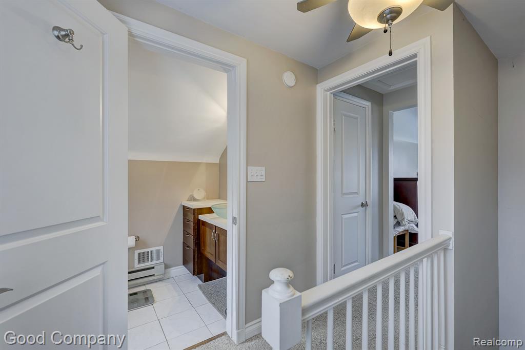 924 Marywood Drive, Royal Oak, MI 48067 — Photo 27