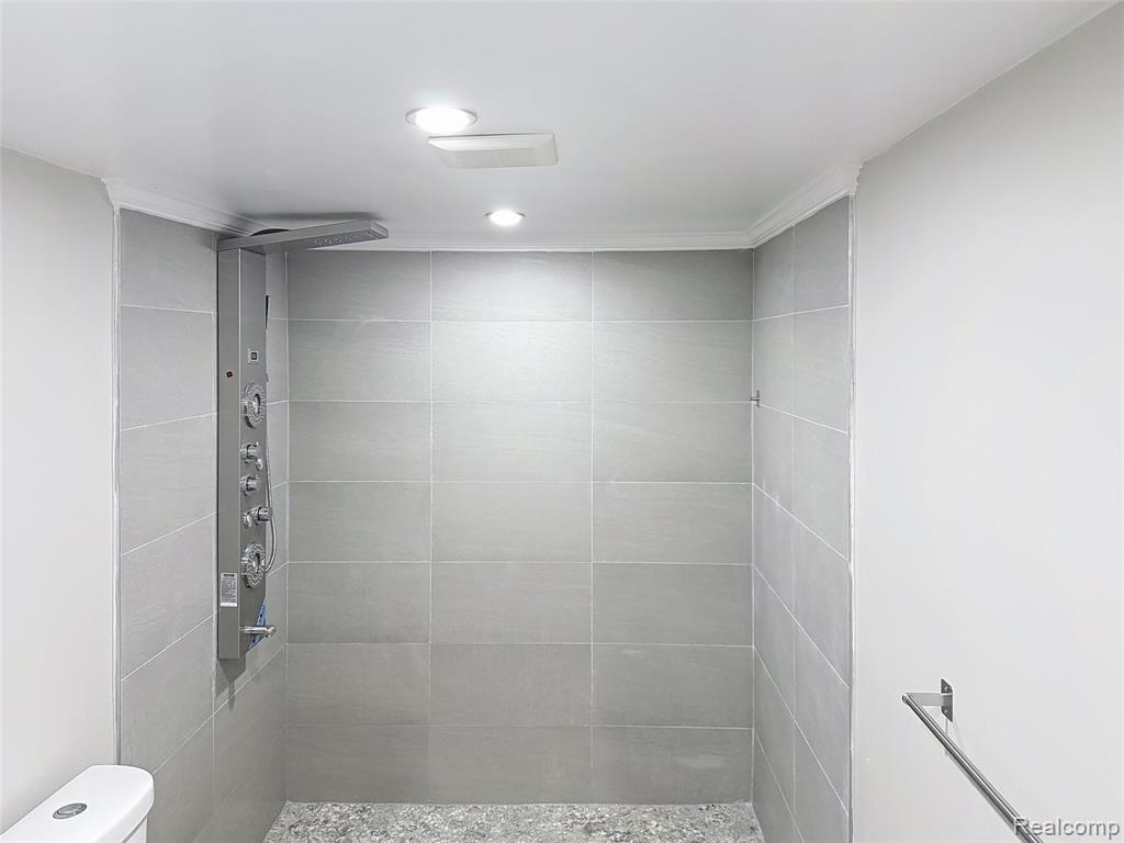 7750 Fielding Street, Detroit, MI 48228 — Photo 22