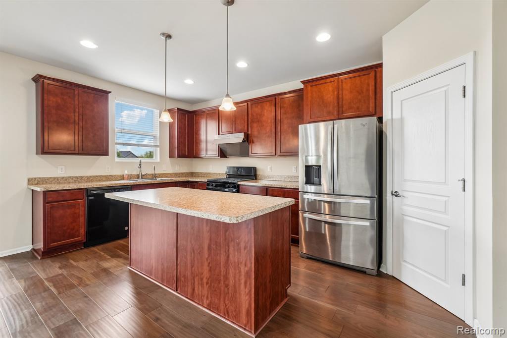 29831 Braeburn dr, New Hudson, MI 48165 — Photo 11