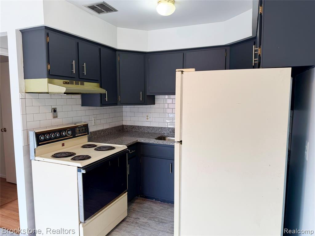 8401 18 Mile Road, 196, Sterling Heights, MI 48313 — Photo 9