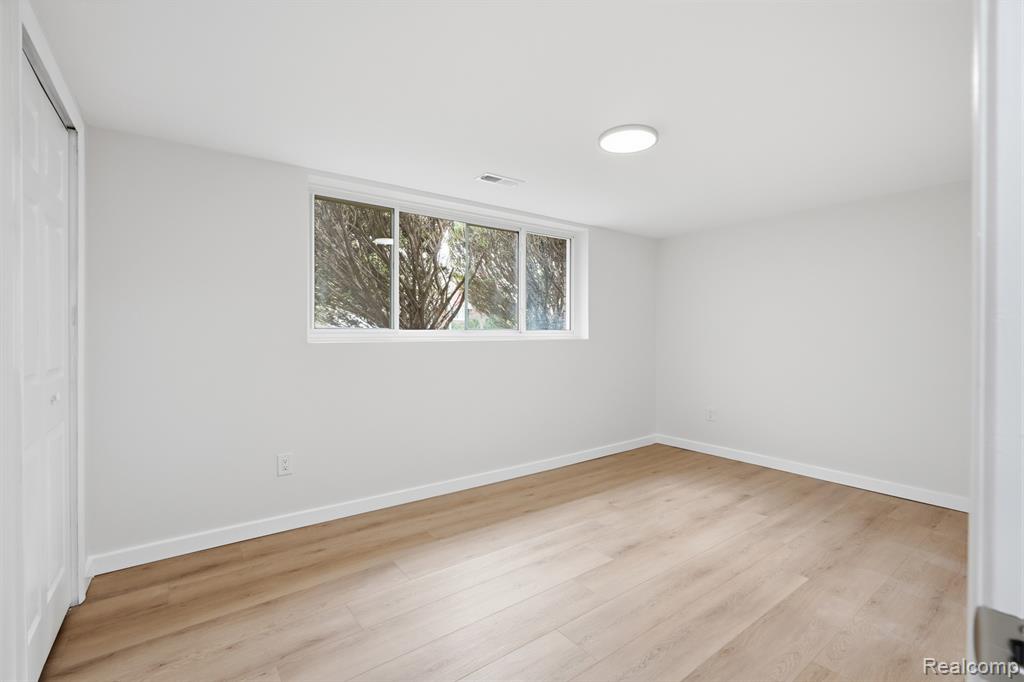 70415 Canterbury Drive, Richmond, MI 48062 — Photo 25