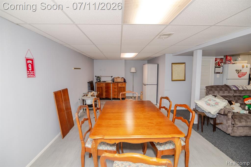 45630 White Oak Drive, Utica, MI 48315 — Photo 21
