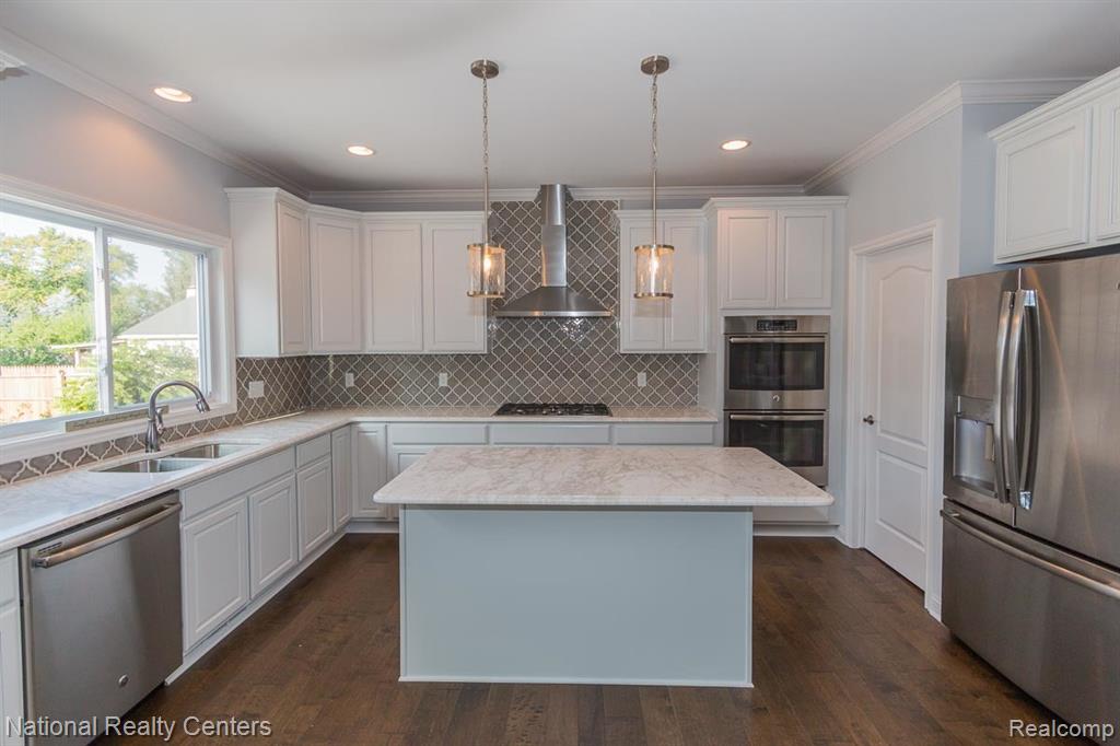 2495 Lindsay Lane, Grand Blanc, MI 48439 — Photo 6