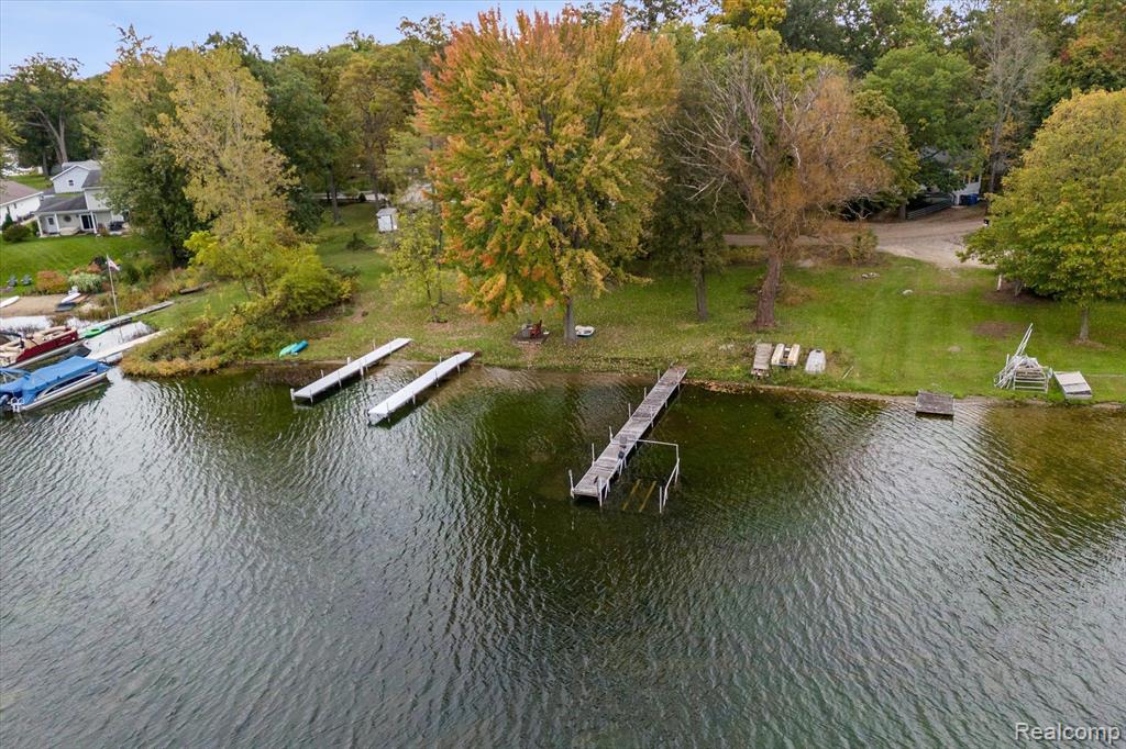 5630 Glen Echo Drive, Howell, MI 48843 — Photo 40