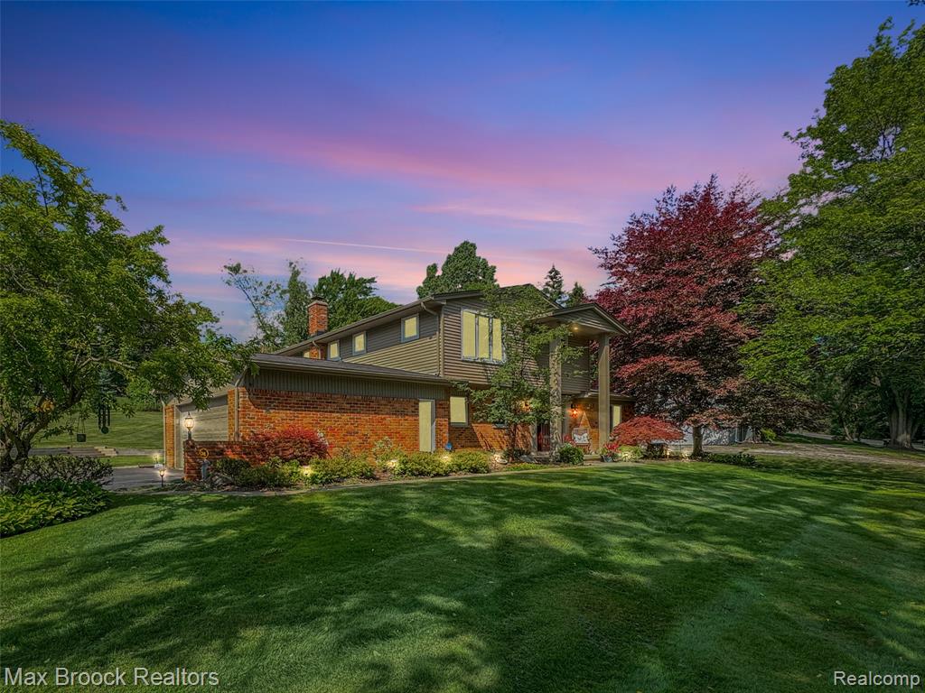 6907 W Knollwood Circle, West Bloomfield, MI — Photo 46