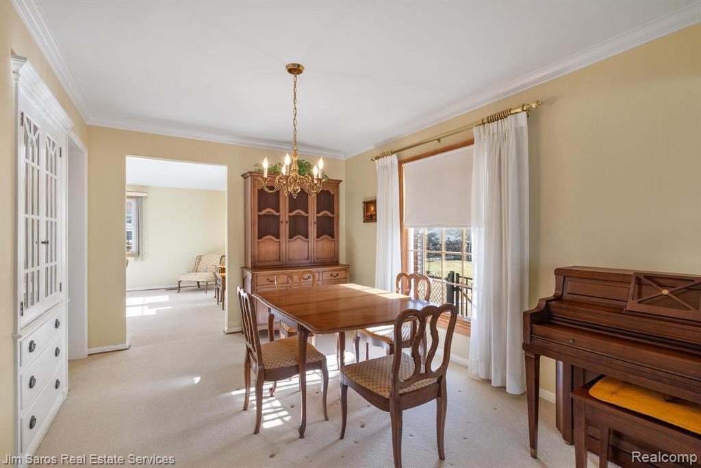 1210 Fairholme Road, Grosse Pointe Woods, MI 48236 — Photo 7