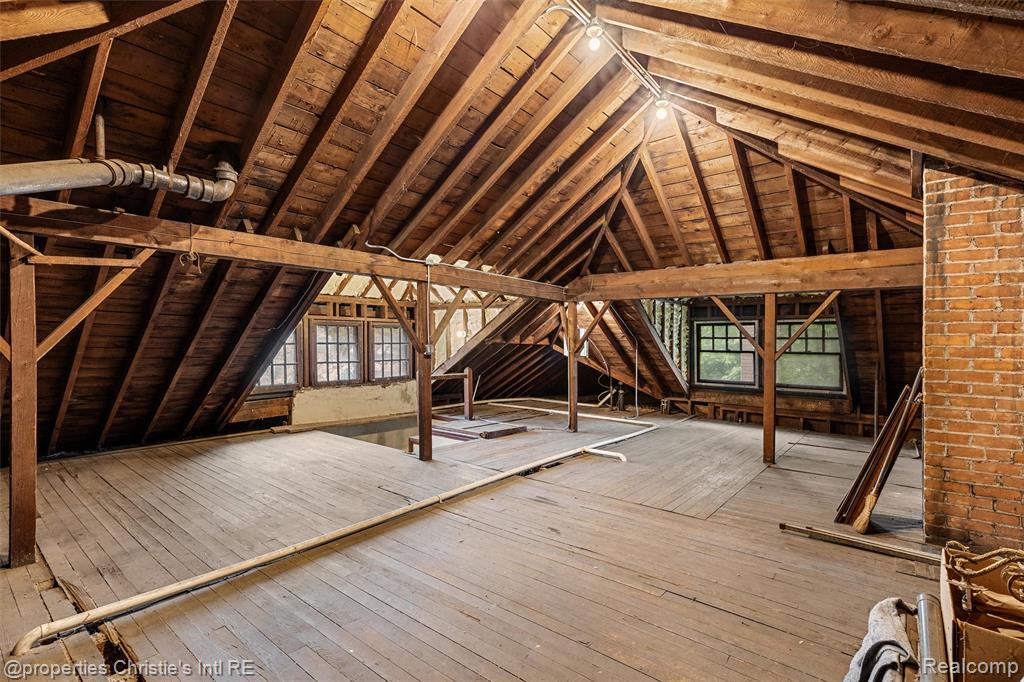 36 Longfellow Street, Detroit, MI 48202 — Photo 58