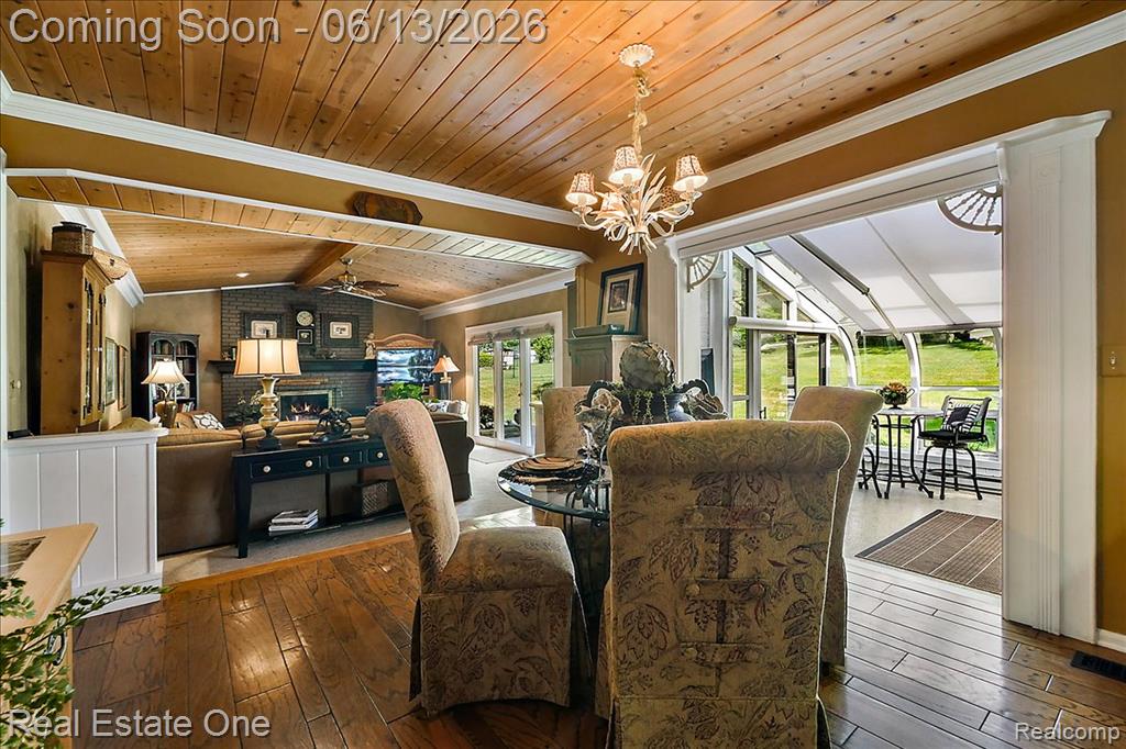 1854 Ludgate Lane, Rochester Hills, MI 48309 — Photo 35