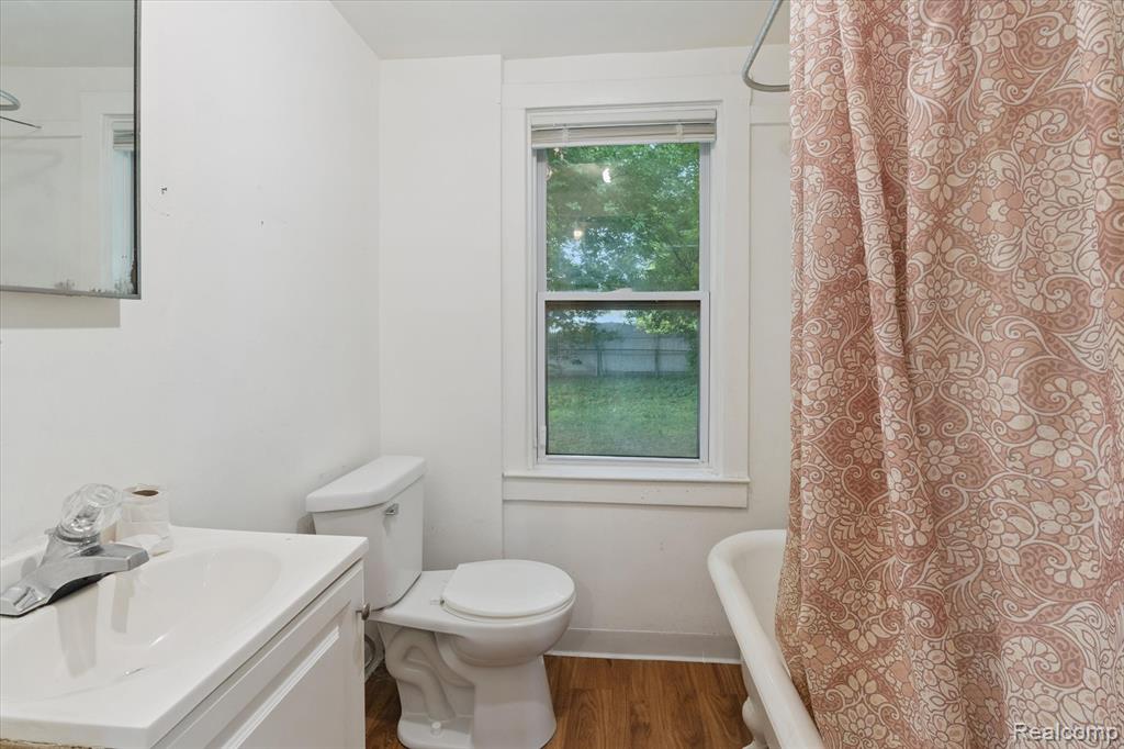 7028 PACKARD Avenue, Warren, MI 48091 — Photo 16