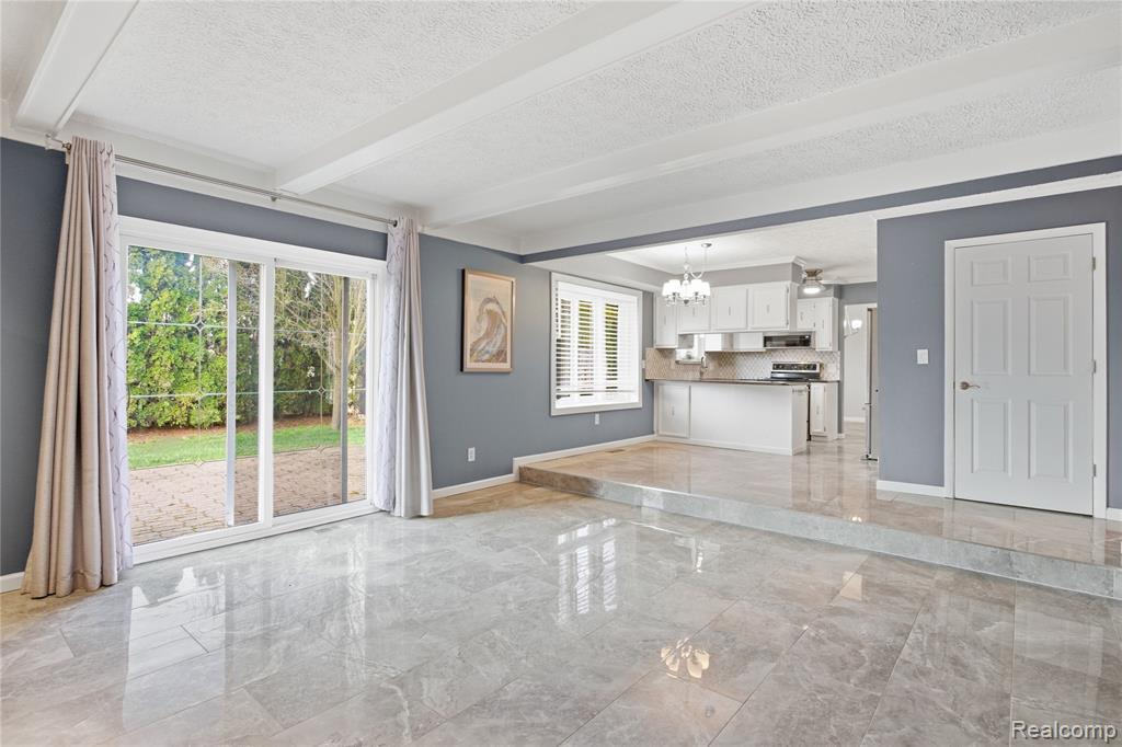 16213 Haverhill Drive, Macomb, MI 48044 — Photo 15