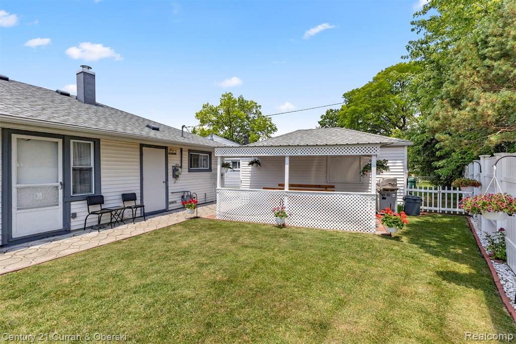 420 Lytle Place, Garden City, MI — Photo 28