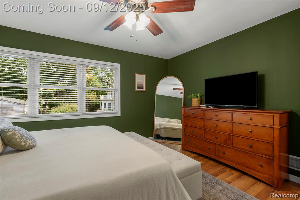 577 Bagley Street, Lake Orion, MI 48362 — Photo 17