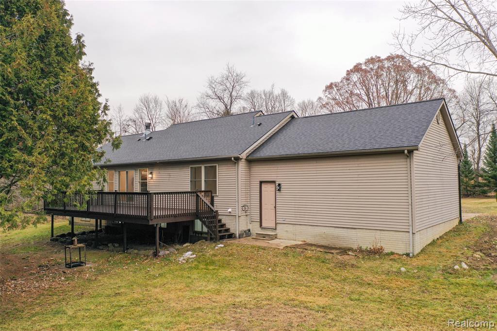 6649 McKibbon Road, North Branch, MI 48461 — Photo 28