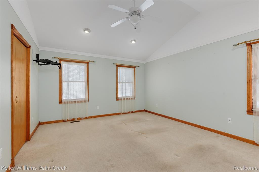 10045 Highland Road, White Lake, MI — Photo 20