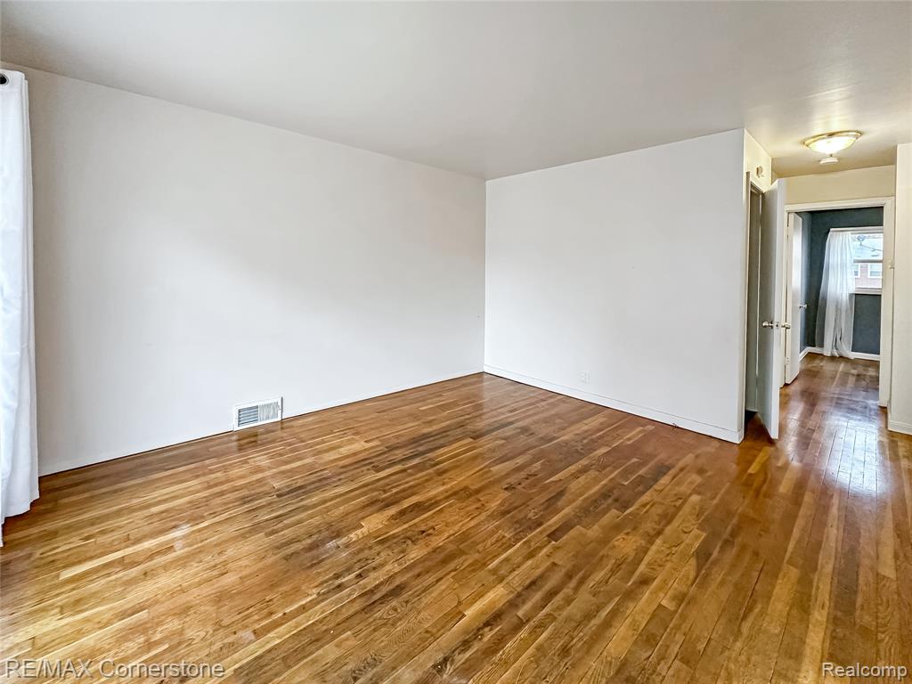 2122 Ackley Avenue, Westland, MI 48186 — Photo 2