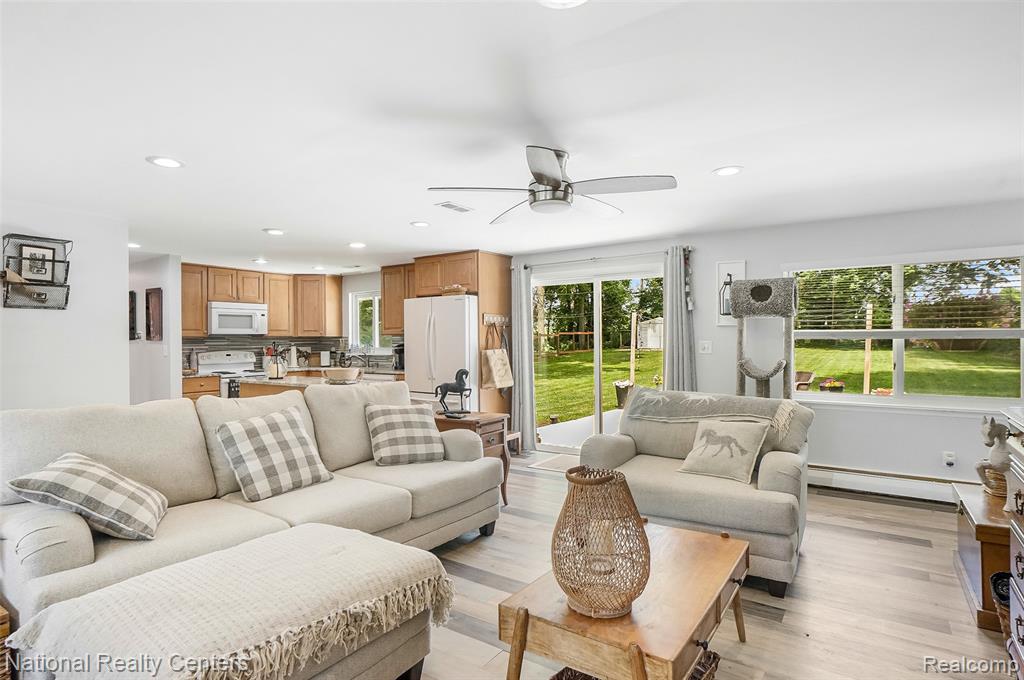 61900 Richfield Street, South Lyon, MI 48178 — Photo 20