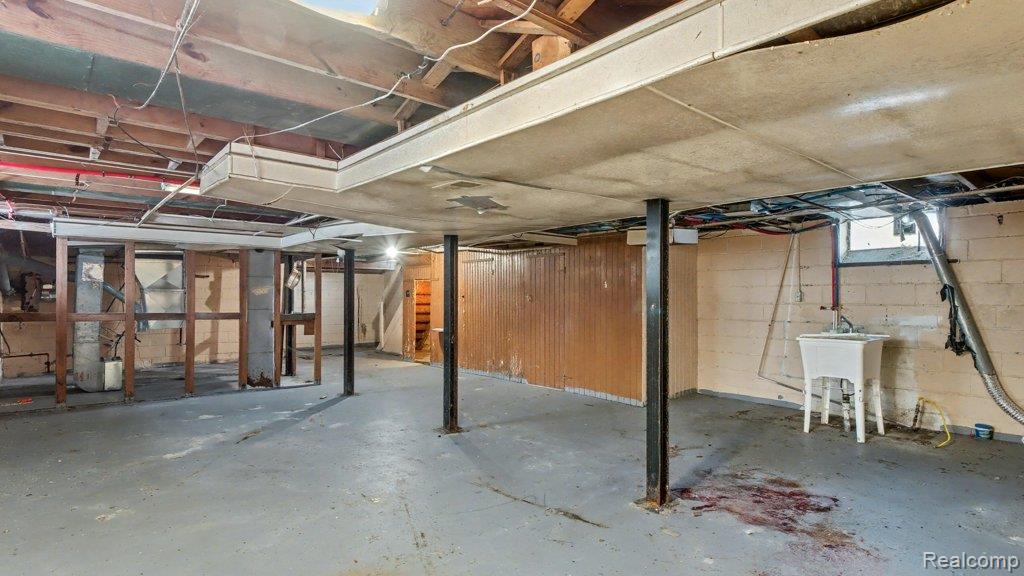 5818 Beaconsfield Street, Detroit, MI 48224 — Photo 23