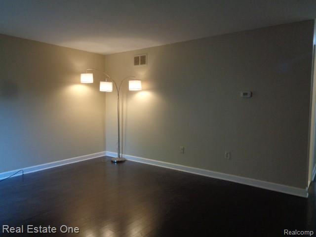 26537 Summerdale Drive, Southfield, MI 48033 — Photo 4