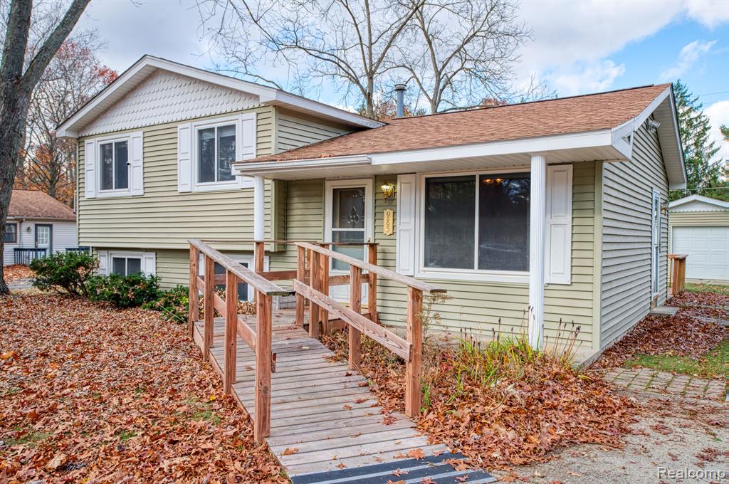 985 TIERNEY, Highland, MI 48356 — Photo 24