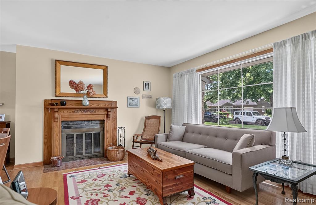 15690 Birwood Avenue, Beverly Hills, MI 48025 — Photo 2