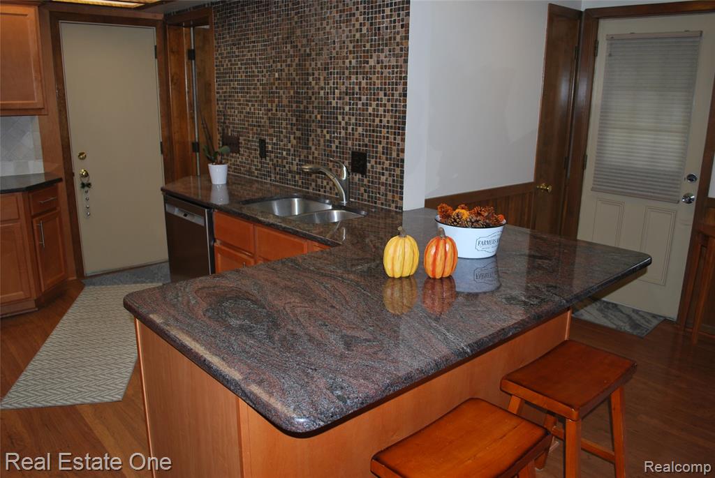 40936 Micol Drive, Plymouth, MI 48170 — Photo 16