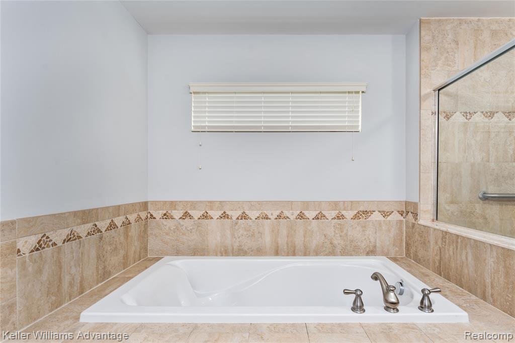 27460 Belgrave Place, Novi, MI — Photo 27