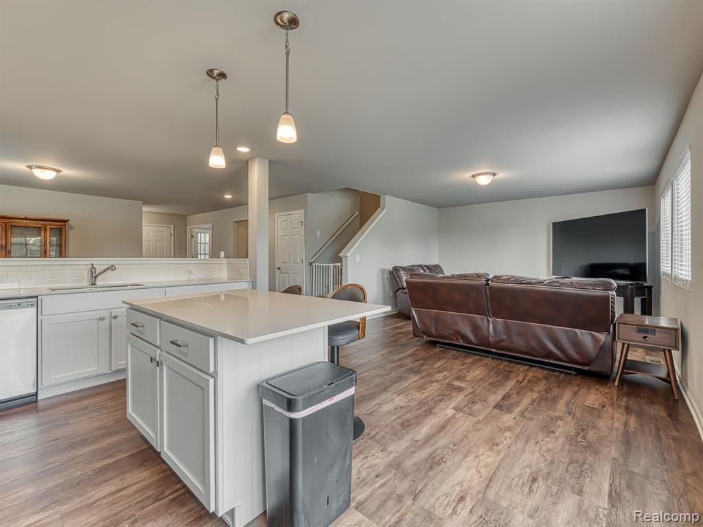 410 Settlers Cove, Tecumseh, MI 49286 — Photo 3