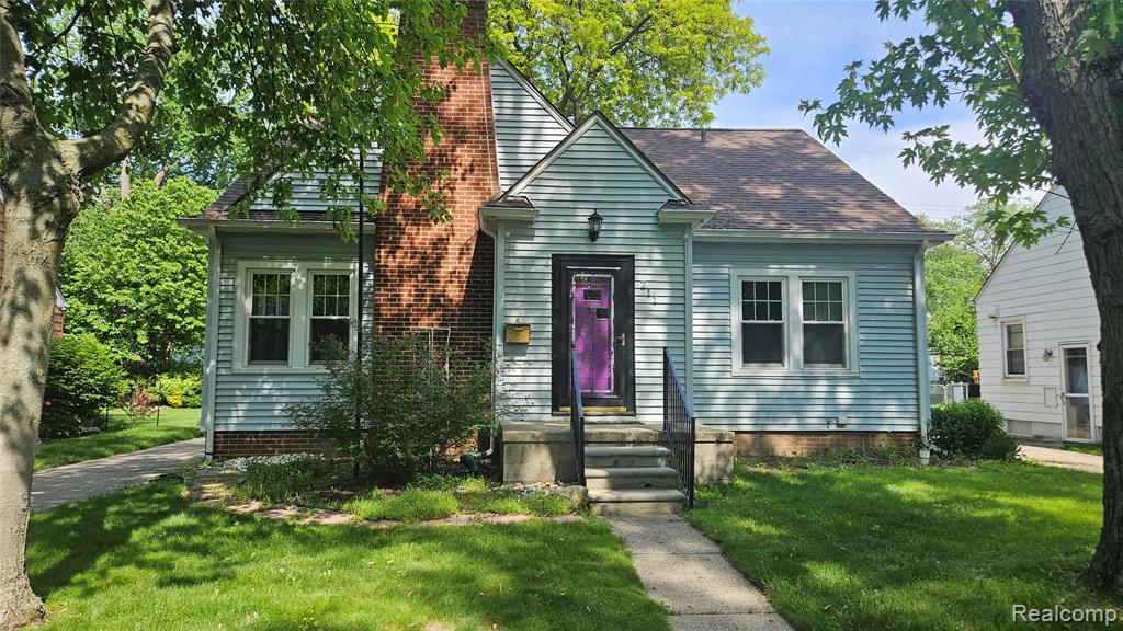 211 Starr Avenue, Pontiac, MI 48341
