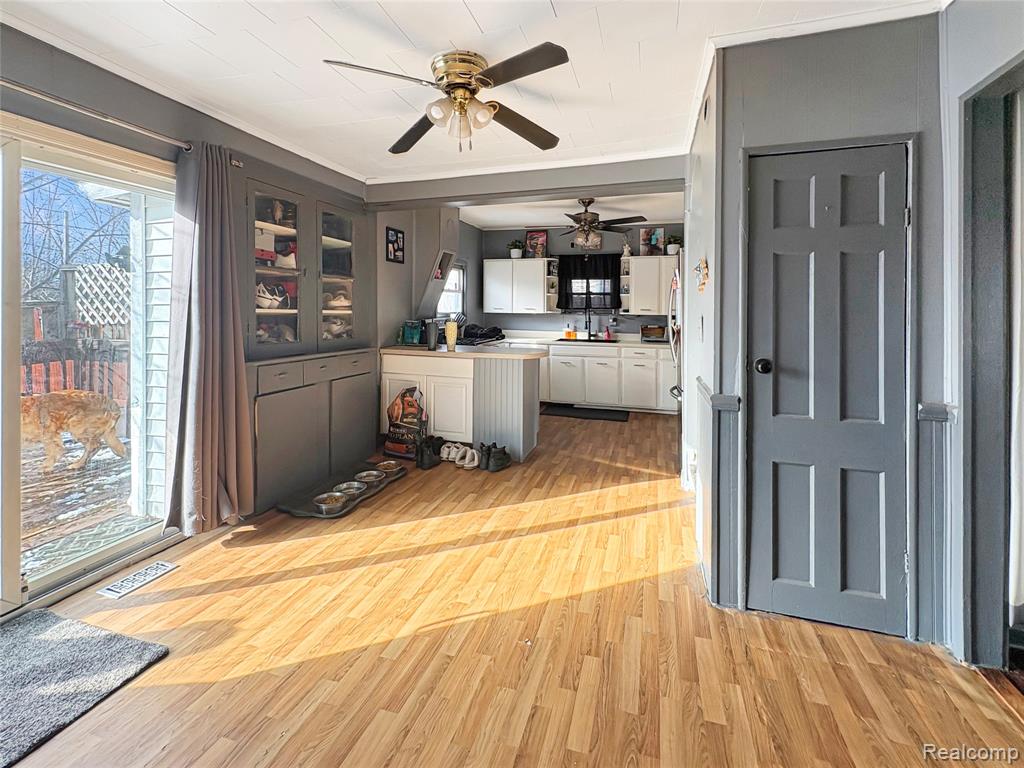 211 N Saginaw Street N, Holly, MI 48442 — Photo 16