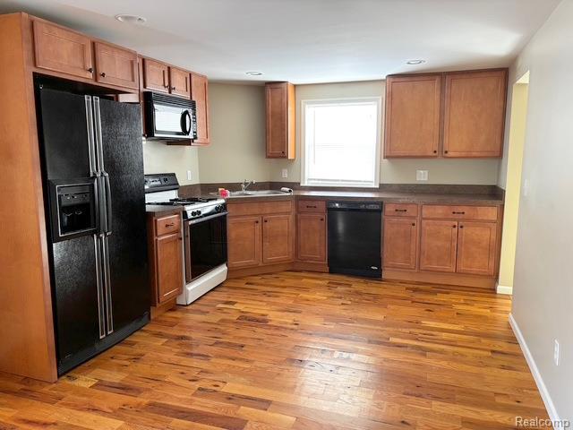 4675 Lakeborn Drive, White Lake, MI 48383 — Photo 4