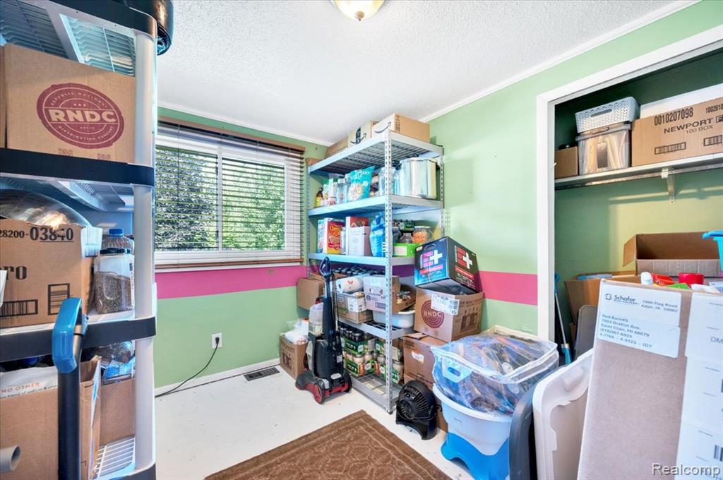 15545 Almont Road, Allenton, MI 48002 — Photo 14