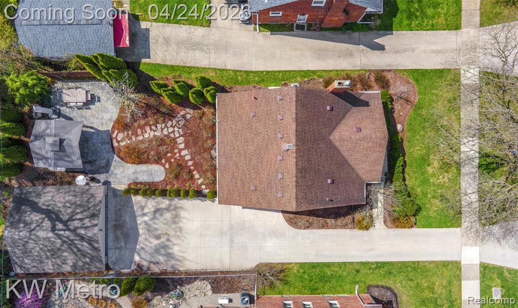 12721 Lincoln Drive, Huntington Woods, MI — Photo 38