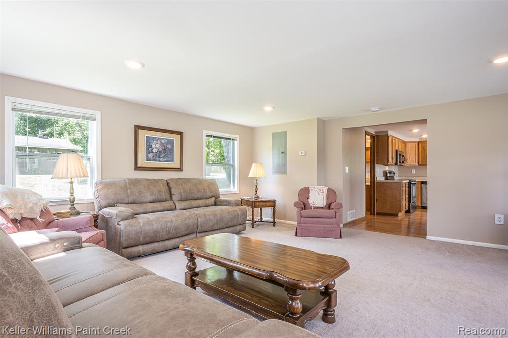 1379 Sioux Street, Gladwin, MI 48624 — Photo 21