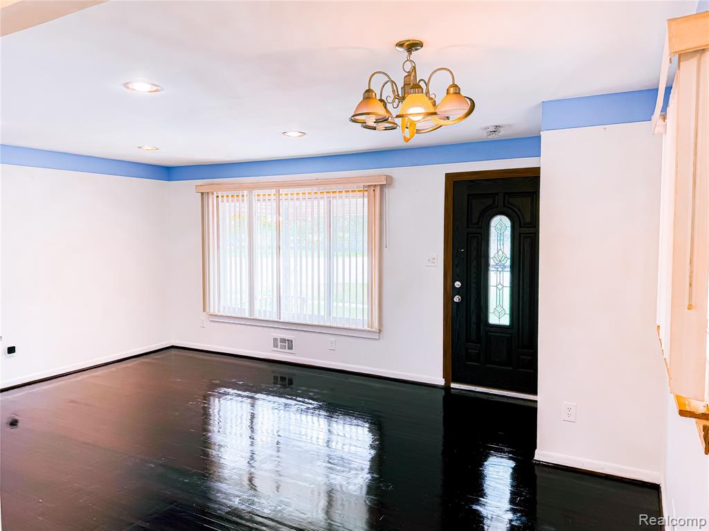 4801 E 13 Mile Road, Warren, MI 48092 — Photo 3