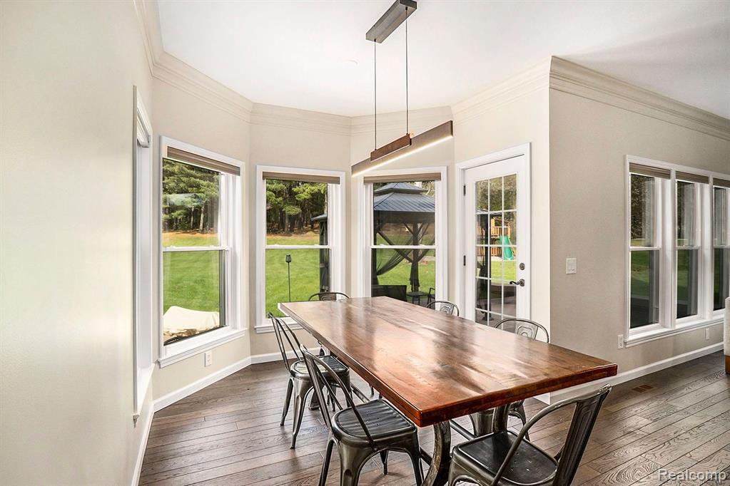 5489 Pine Lake Drive, Brighton, MI 48116 — Photo 10