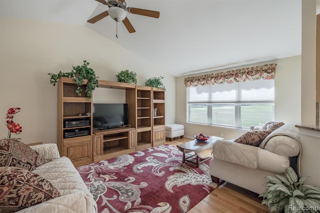 5985 Baypointe Boulevard, Clarkston, MI — Photo 16