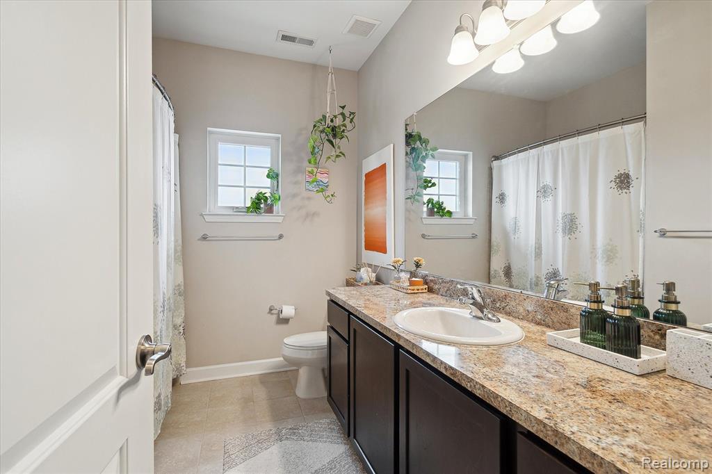 5559 ARBOR CHASE Drive, Ann Arbor, MI 48103 — Photo 25