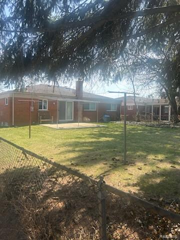 27463 Bonnie Drive, Warren, MI 48093 — Photo 13