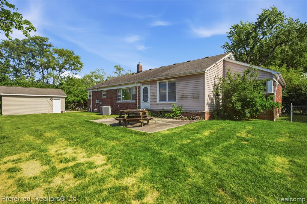 860 Palmer Street, Plymouth, MI 48170 — Photo 21