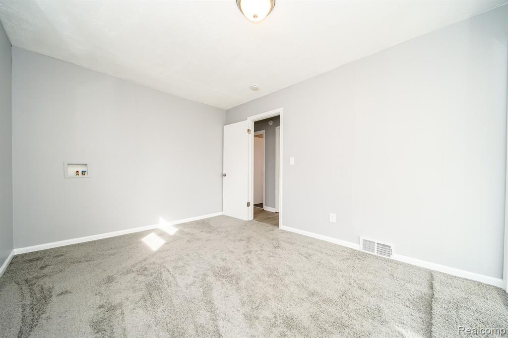 5943 FELLRATH Street, Taylor, MI 48180 — Photo 40
