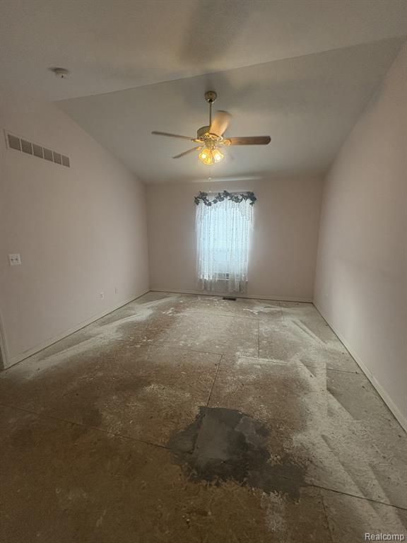 14033 Watersway Drive, Gibraltar, MI — Photo 21