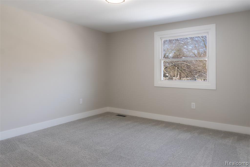 54832 Blue Cloud Drive, Utica, MI 48315 — Photo 51