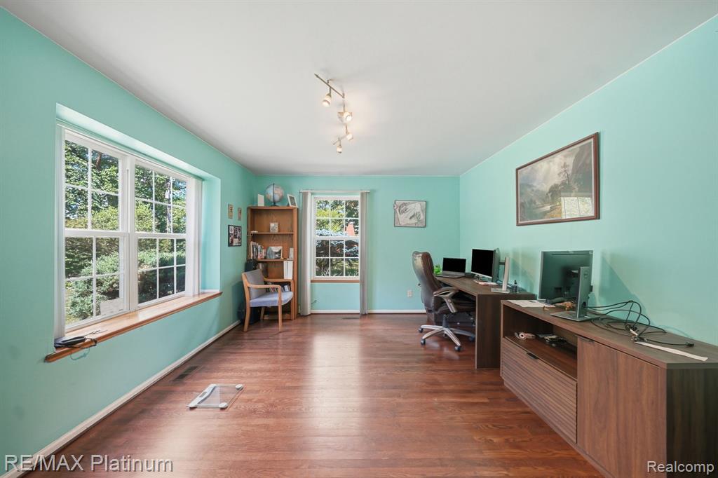 1321 Glen Oak Drive, Holly, MI 48442 — Photo 23