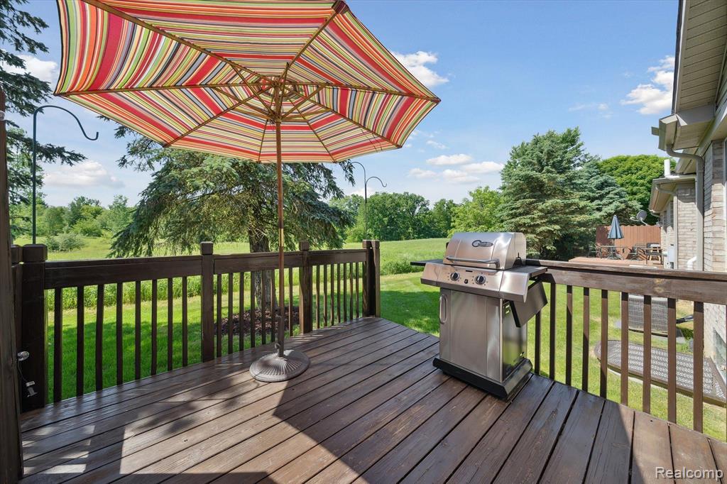 22270 QUAIL RUN Circle, 2, South Lyon, MI 48178 — Photo 44